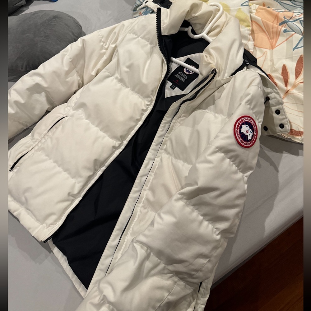 Canada goose woman’s coat
